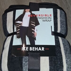Ike Behar Reversible Fashion Wrap...please specify color.